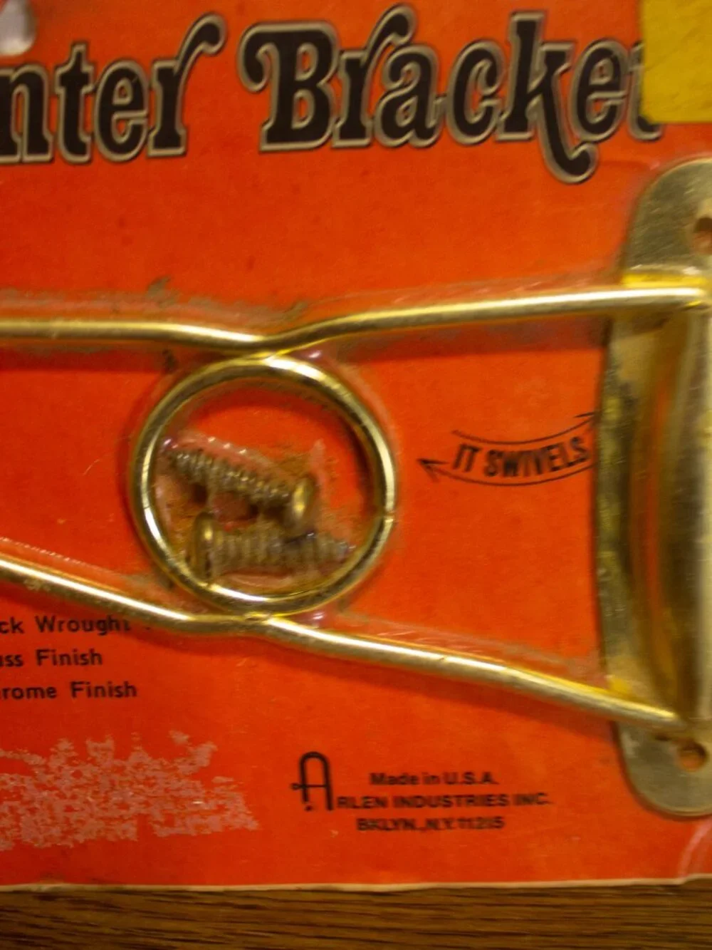 None swivel hanging